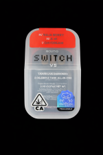 BOUTIQ Switch V5 Liquid Live Diamonds 2G Triple Tank Disposable Vape – 3 Flavors in 1 Device - Image 8